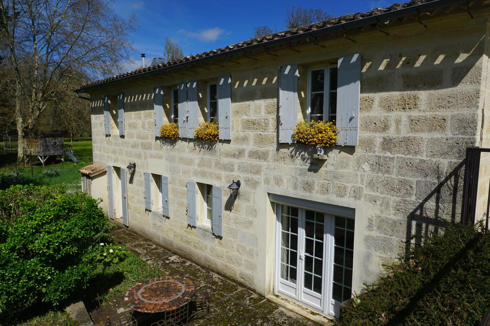 Moulin Notre Dame Hotel Saint-Genes-de-Castillon Exterior photo